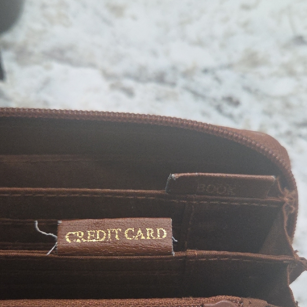 Rosetti Tan Womens Wallet - Picture 8 of 10